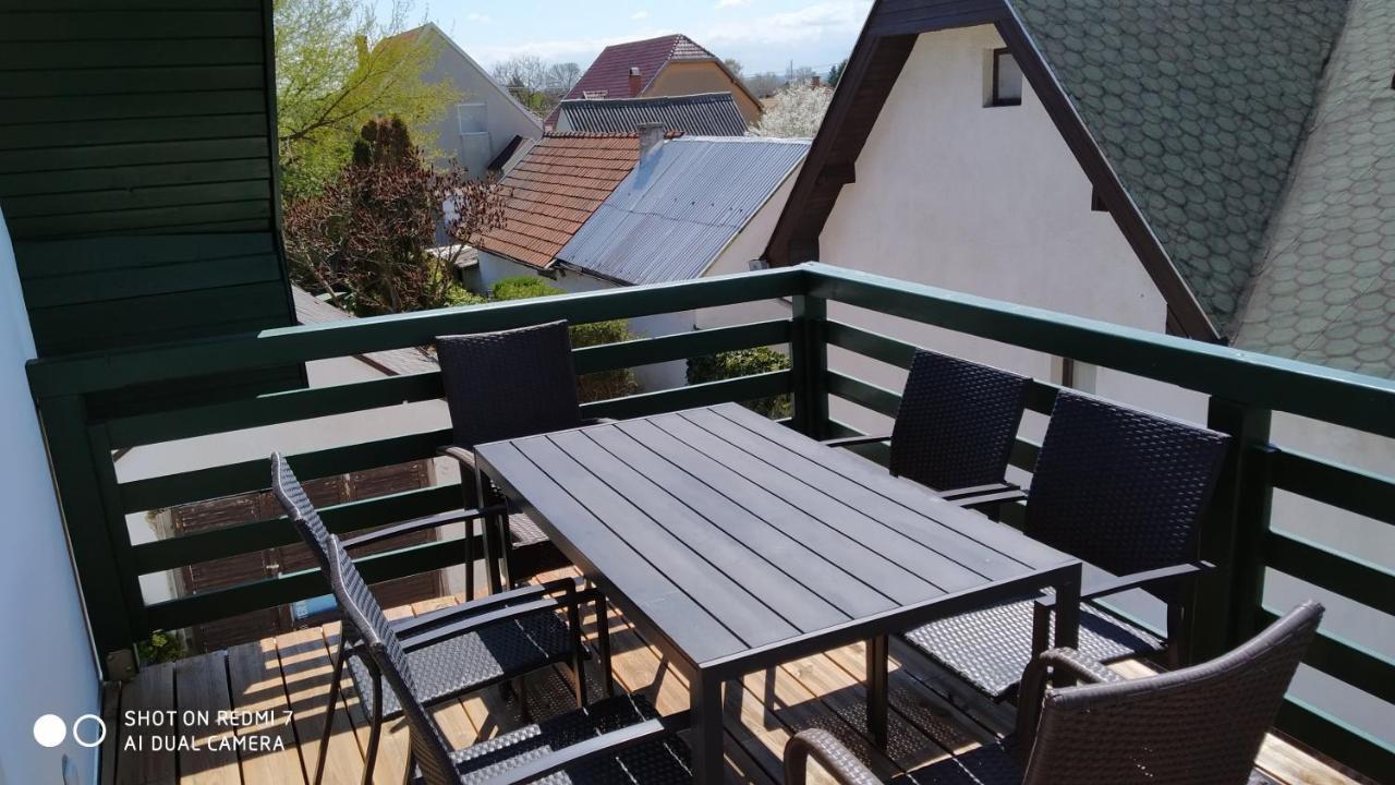 Bamboo Apartman Siofok Exterior photo