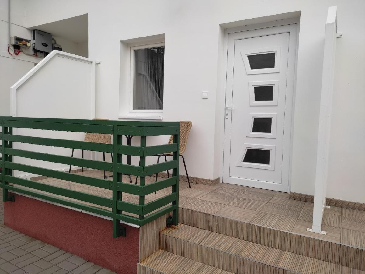 Bamboo Apartman Siofok Exterior photo